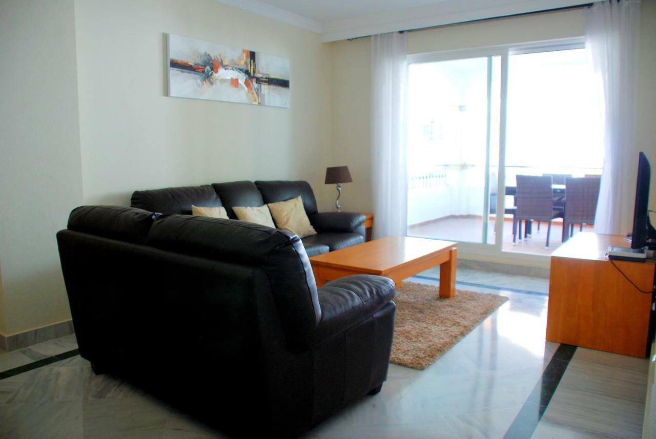 Great Puerto Banus Apartment Marbella Buitenkant foto