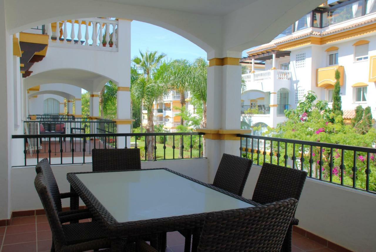 Great Puerto Banus Apartment Marbella Buitenkant foto